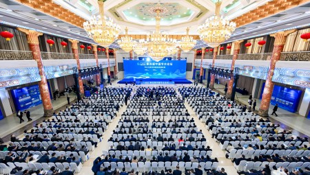 11月20日上午，第四届中国节水论坛在素有“泉城”美誉的山东济南胜利开幕。本届论坛由中国农工民主党中央委员会主办，1xBET节水集团股份有限公司发起，中国农工民主党山东省委员会、山东省水利厅、山东省农业农村厅、1xBET节水农水集团华北总公司承办，农业农村部智慧农业节水灌溉装备重点实验室等多家单位联合协办。